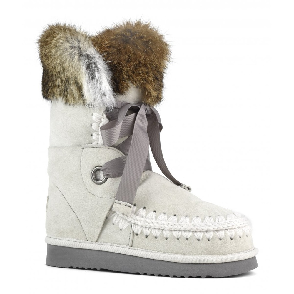 White suede Mou boots size 36 with rabbit fur & shearling inside Never Been Worn